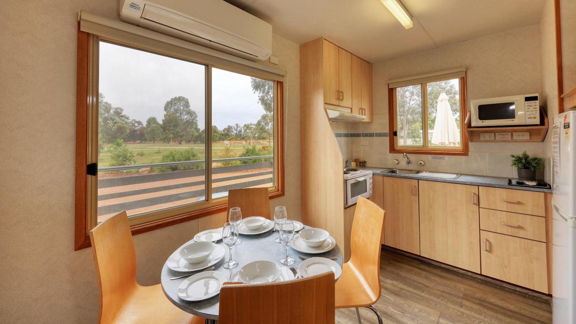 Yarrawonga Riverlands Tourist Park Kamer foto