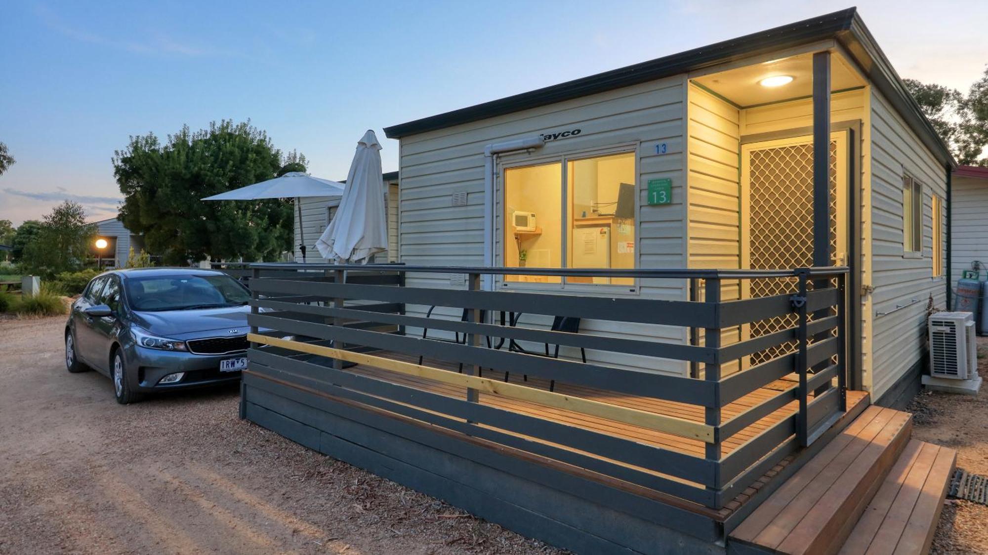 Yarrawonga Riverlands Tourist Park Kamer foto