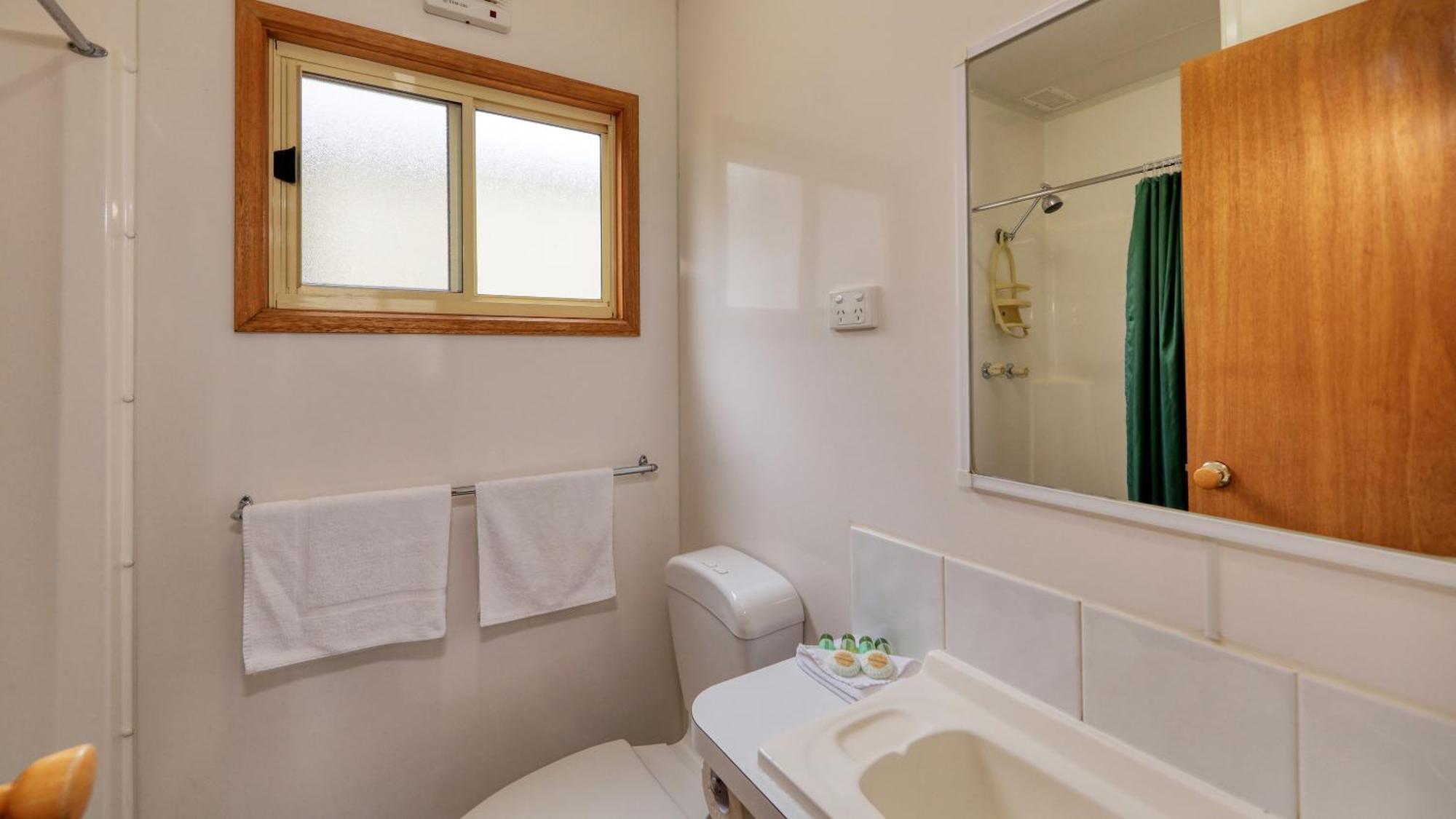 Yarrawonga Riverlands Tourist Park Kamer foto