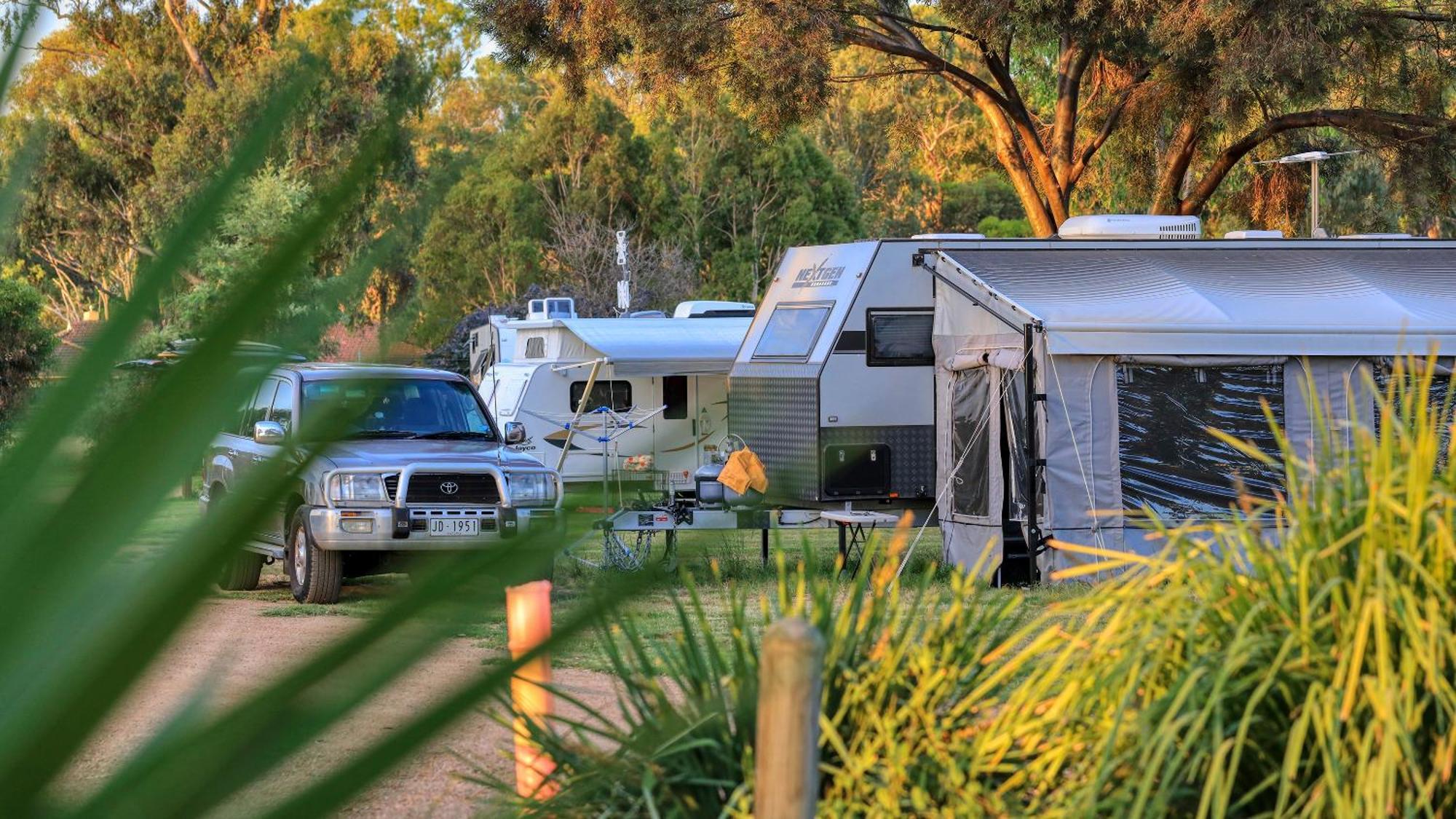 Yarrawonga Riverlands Tourist Park Kamer foto