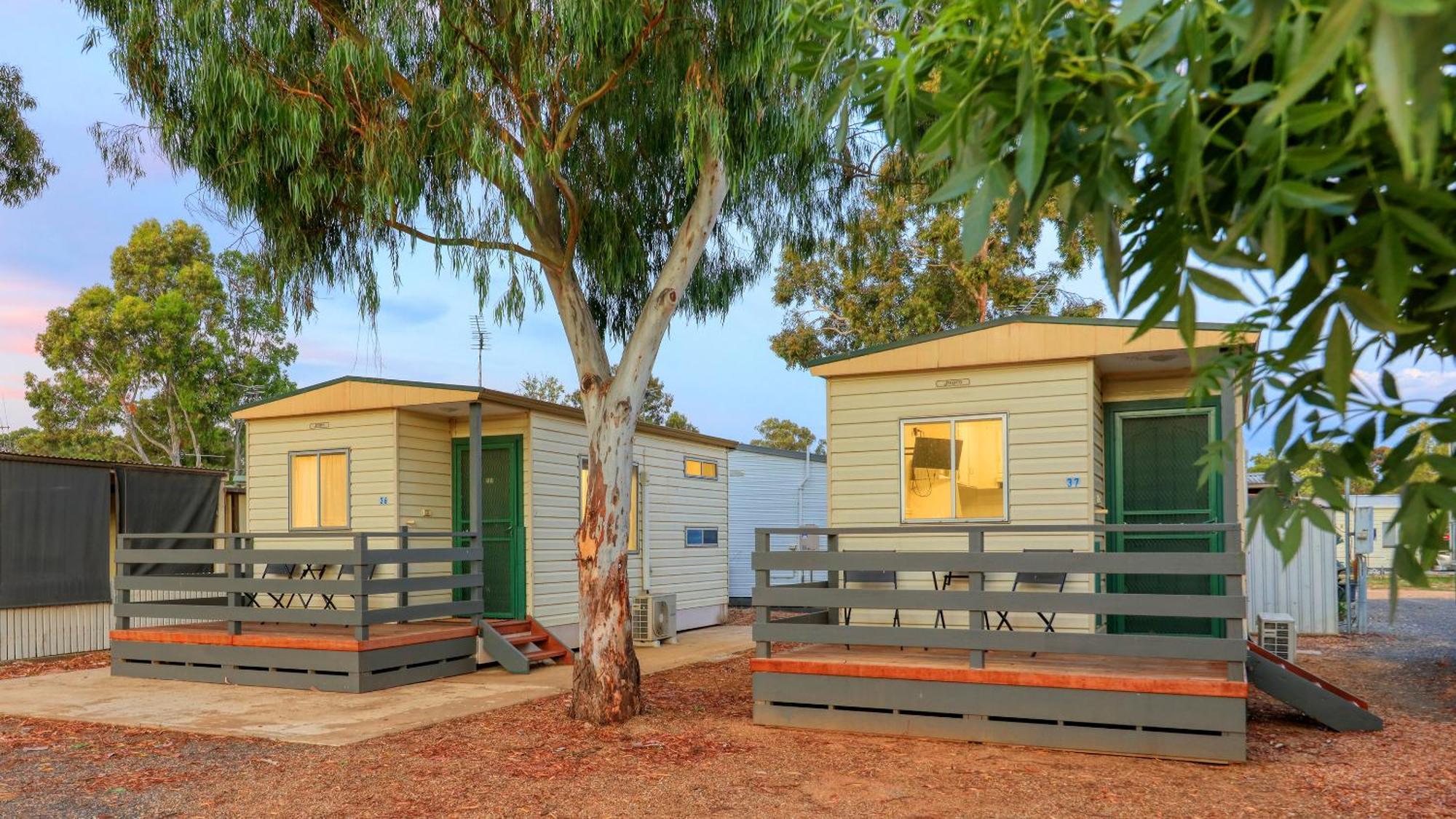 Yarrawonga Riverlands Tourist Park Buitenkant foto
