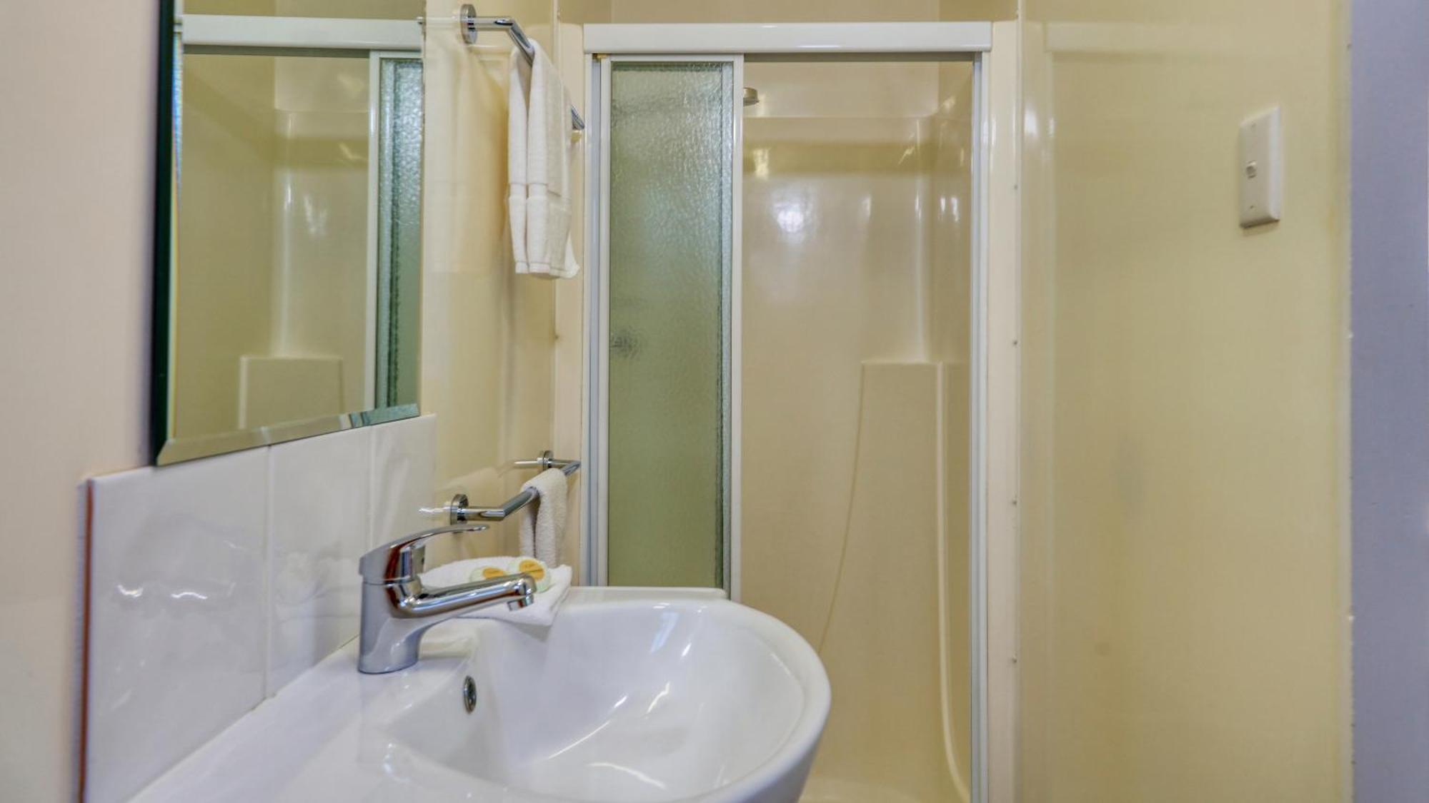 Yarrawonga Riverlands Tourist Park Kamer foto